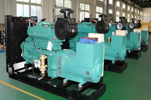 华南热作学院小型柴油发电机